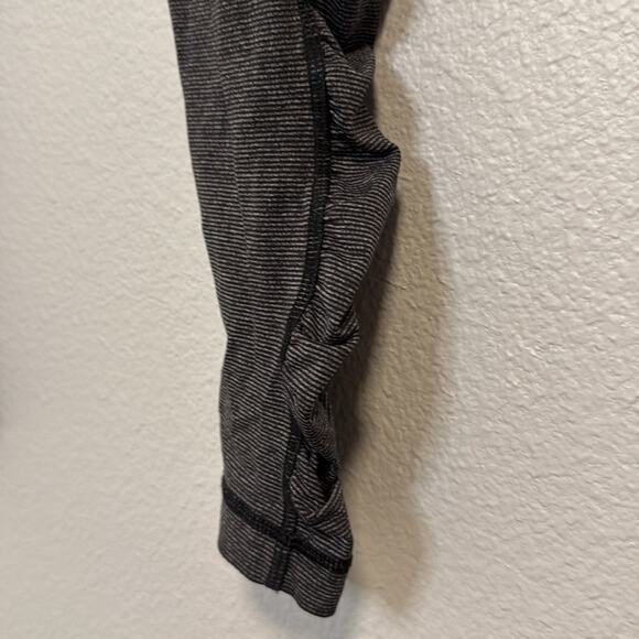 Lululemon Ruched Leggings with Side Pockets Black Pinstriped - Picture 3 of 7
